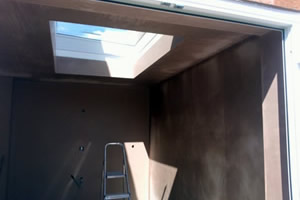 plasterer skimming