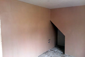 plasterer skimming